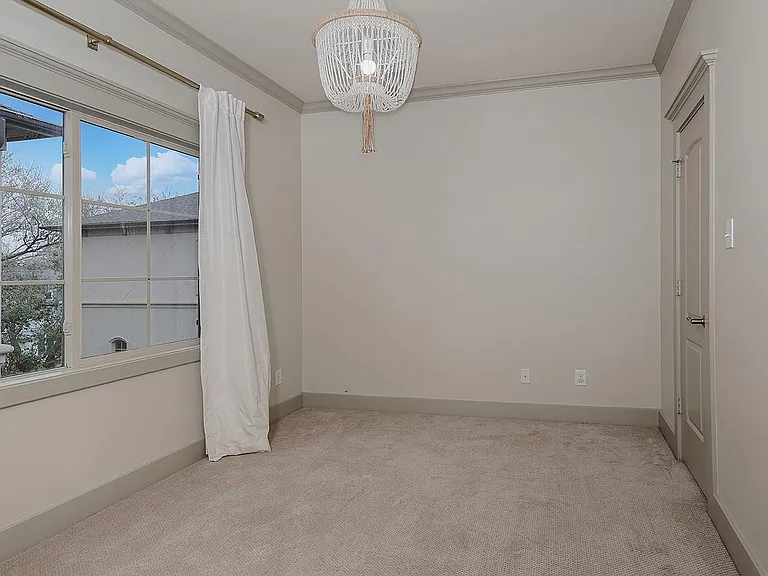 514 Cortlandt St #B — Photo 23