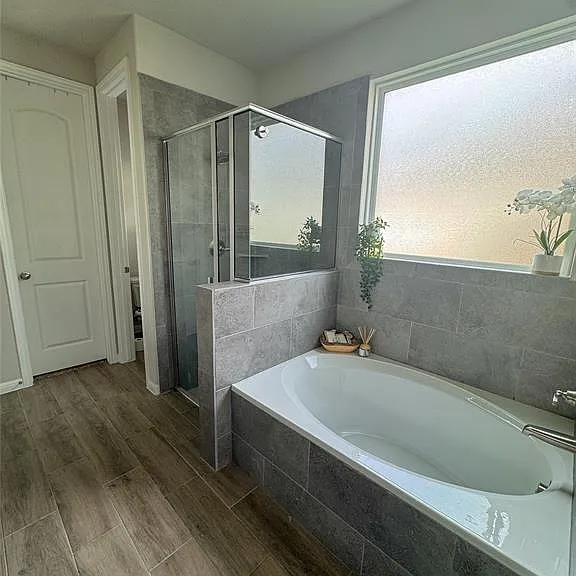 4217 Dawn Lorraine Dr — Photo 18