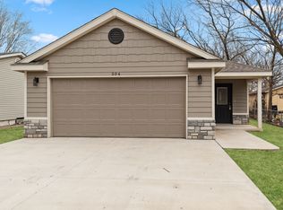 504 N Florence Ave, Claremore, OK 74017