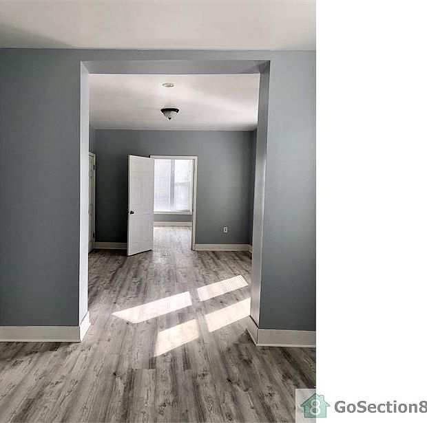 1st image of 2756 W Monroe St #1
