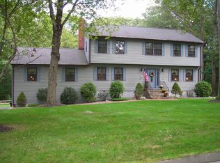159 Williamsburg Dr, Monroe, CT 06468