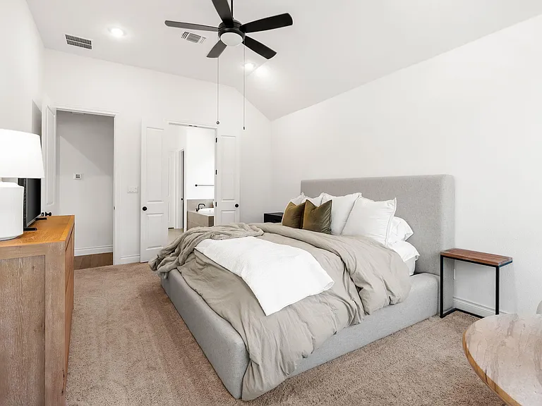 1301 White Daisy Ln — Photo 18