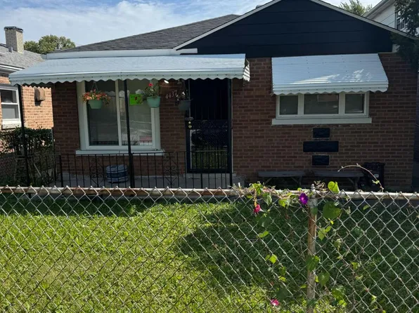 (undisclosed Address), Chicago, IL 60638