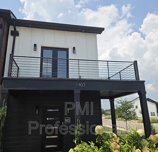 1403 Rebecca Johns Dr — Photo 1