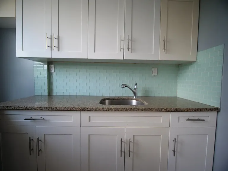557 Ocean Ave #5C — Photo 2