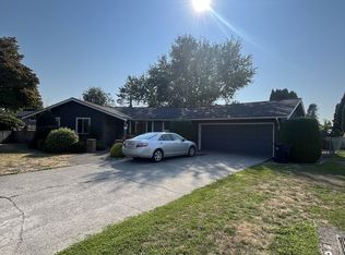 841 Garden Dr, Lynden, WA 98264