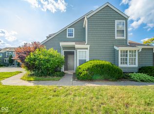 7674 Harbour Isle, Indianapolis, IN