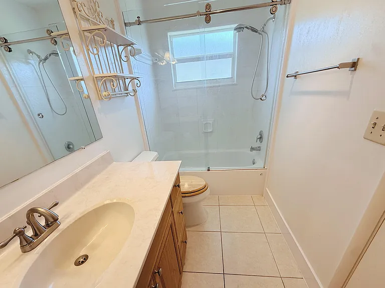 5301 Lakefront Blvd #D — Photo 16
