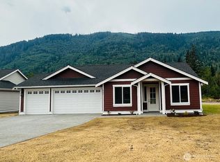 8151 Peaceful Valley Ct, Maple Falls, WA 98266