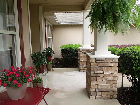 5th image of 3010 Hidden Oaks Dr