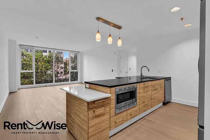 2 bed, 2.0 bath, 1230 sqft, $6,800 — Photo 4
