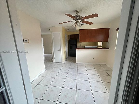 5th image of 2703 Langston Dr