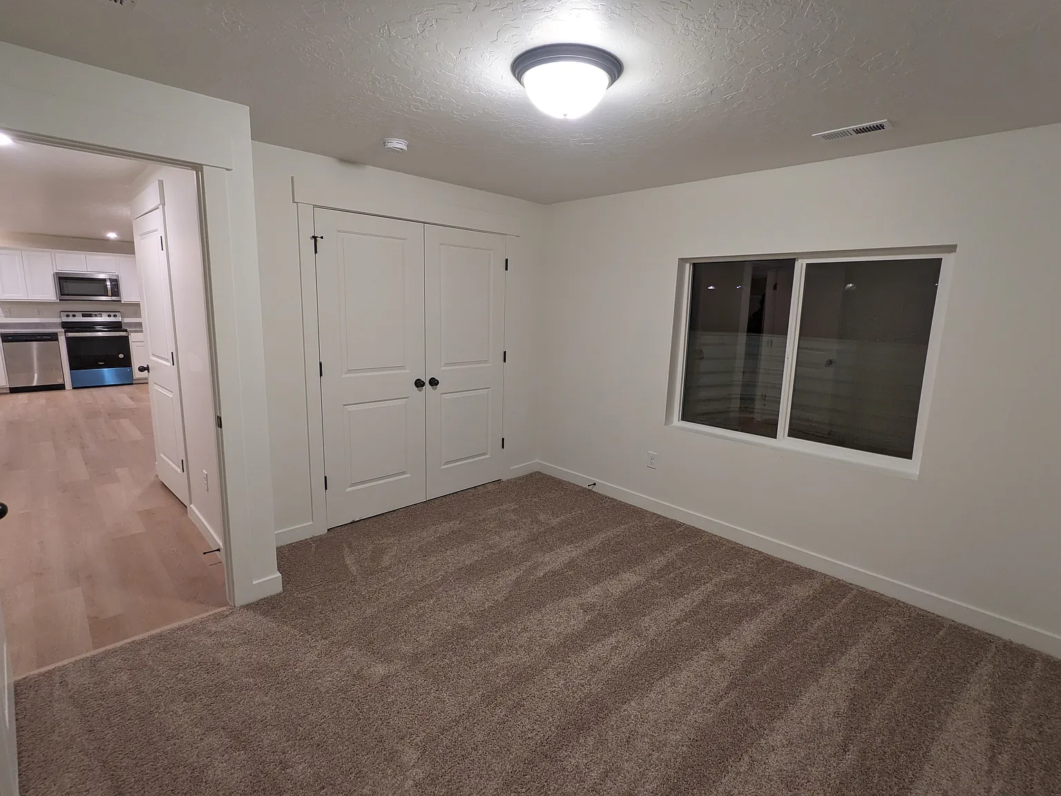 1 bed, 800 sqft, $1,500 — Photo 3