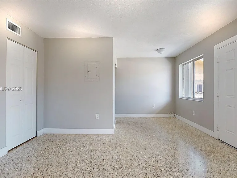 426 NW 13th Ave #2 — Photo 6