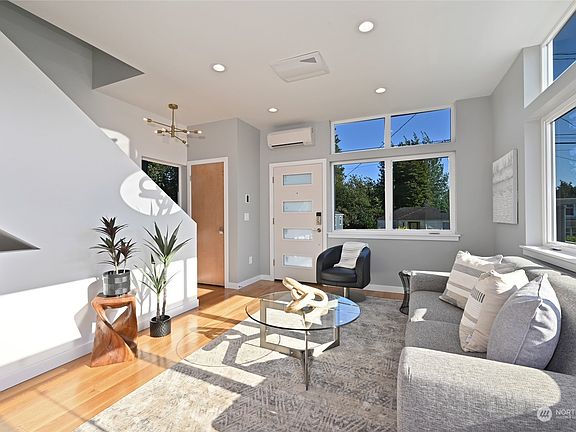 3rd image of 108 NW 101st Street #C