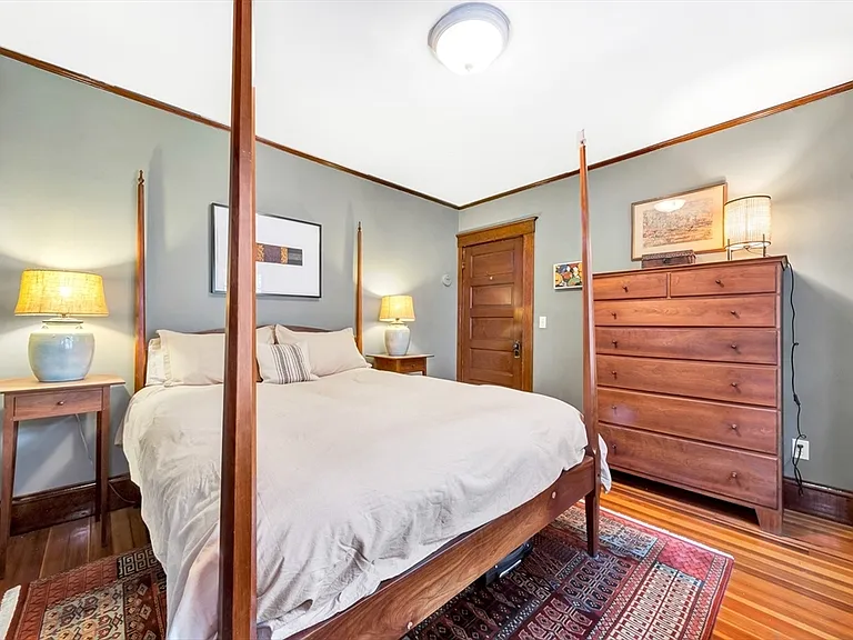 35 Pemberton St #4 — Photo 4