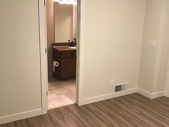 5th image of 6687 Stratford Alcove