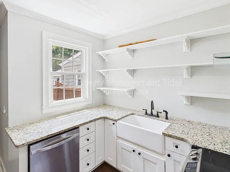217 Palen Ave — Photo 6