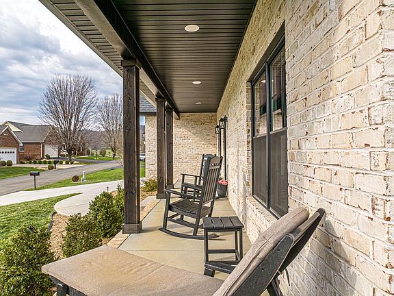 5th image of 12119 Lasalle Ct