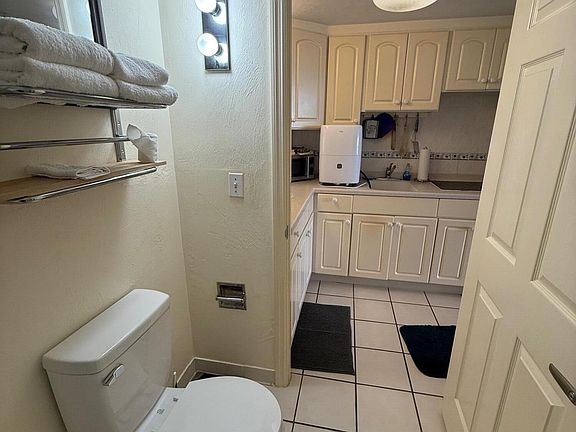 5th image of 2700 N Atlantic Ave #419