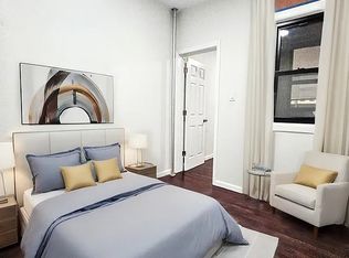532 9th Ave #3D, New York, NY 10018