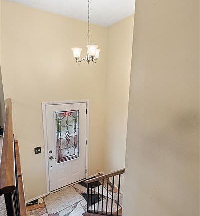 5th image of 3083 Countryside Dr