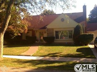 18179 Cornell Rd, Southfield, MI 48075