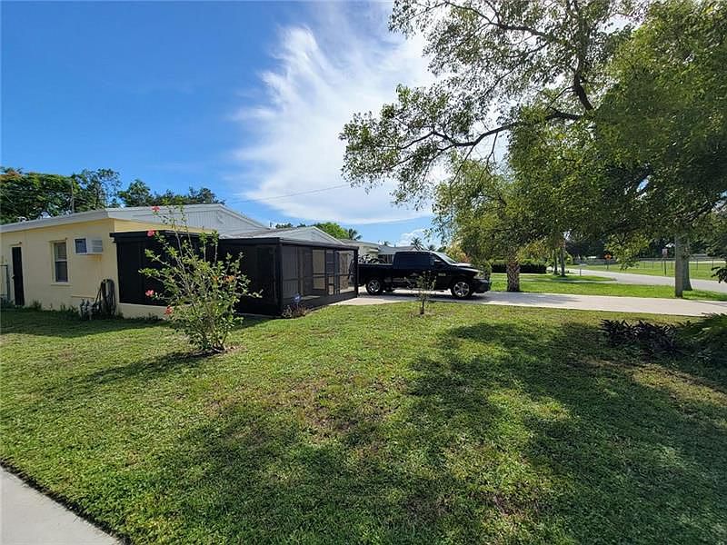 1st image of 2074 NE 174th St