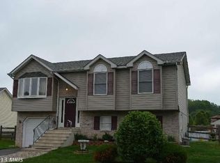 527 Highland Dr, Elkton, MD 21921