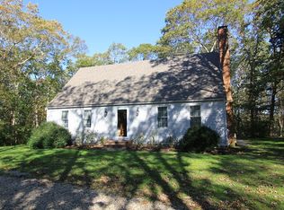 10 Weather Vane Ln, East Sandwich, MA 02537