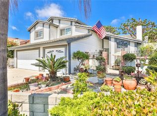 17492 Skyline Ln, Huntington Beach, CA 92647