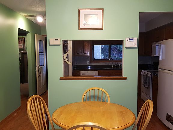 5th image of 899 125th Ln NE