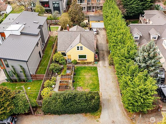 5th image of 521 98th Ave NE