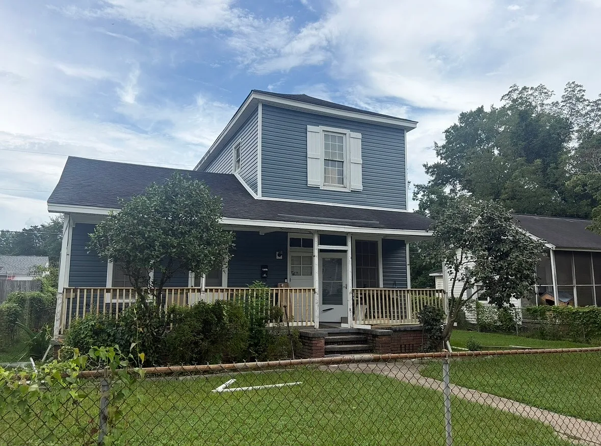 5 bed, 1701 sqft, $3,750 — Photo 1
