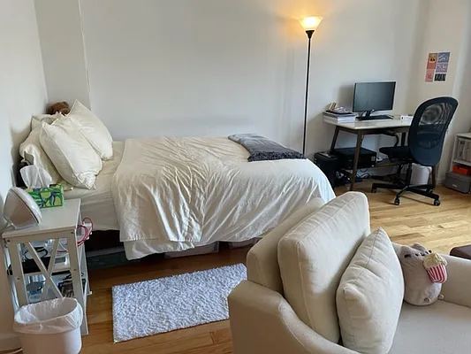 Rented by Prince Real Estate Associates LLC | media 9