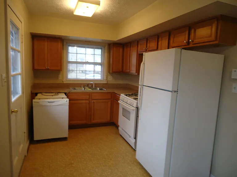 15 N Purcell Ave — Photo 11