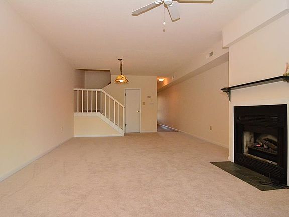 4th image of 38090 Mockingbird Ln Unit 38