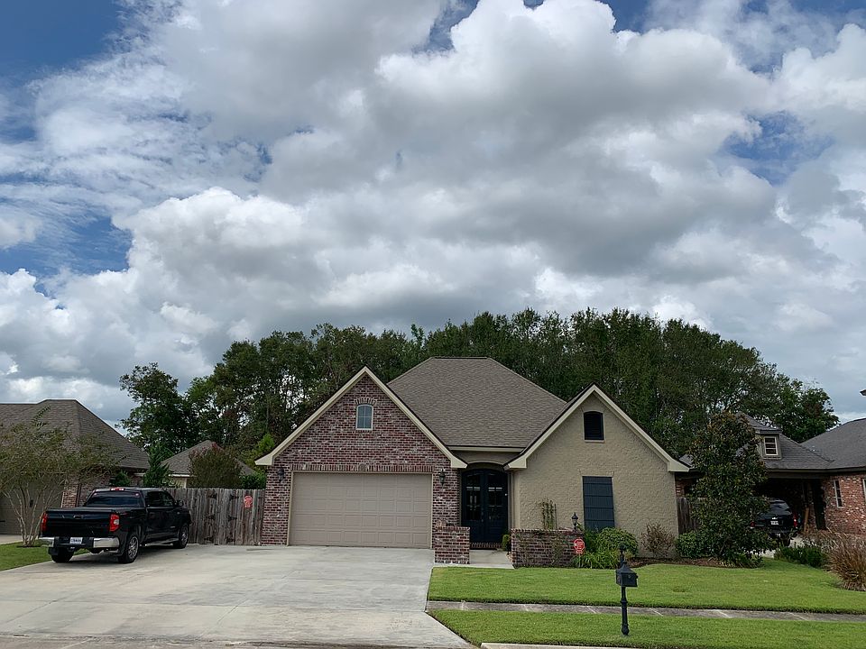 1st image of 610 Shadowlawn Dr