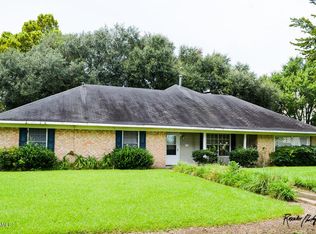 1366 Kendal St, Ville Platte, LA 70586