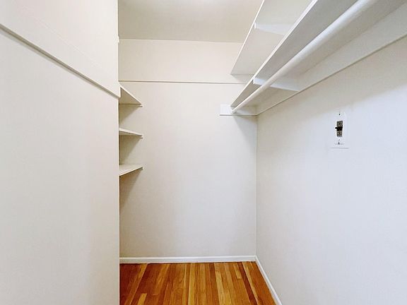 5th image of 790 Church St APT 206