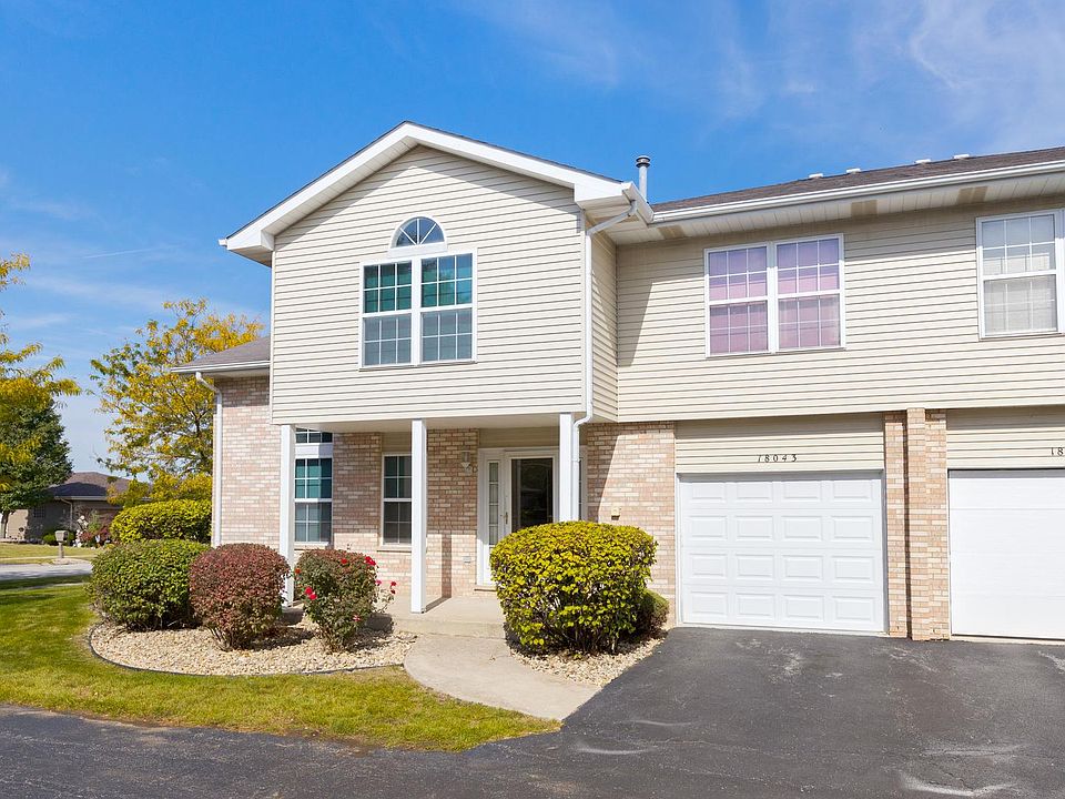 1st image of 18043 Vista Dr