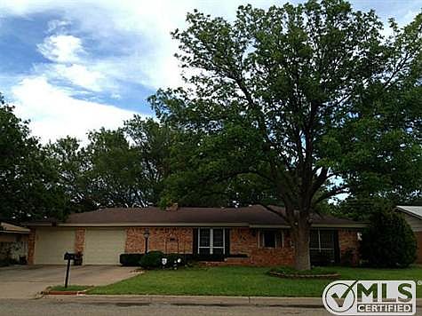 1st image of 1901 Delwood Dr