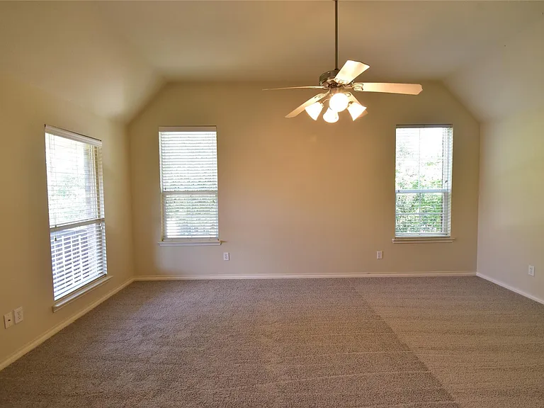 7993 Crampton Ln — Photo 11