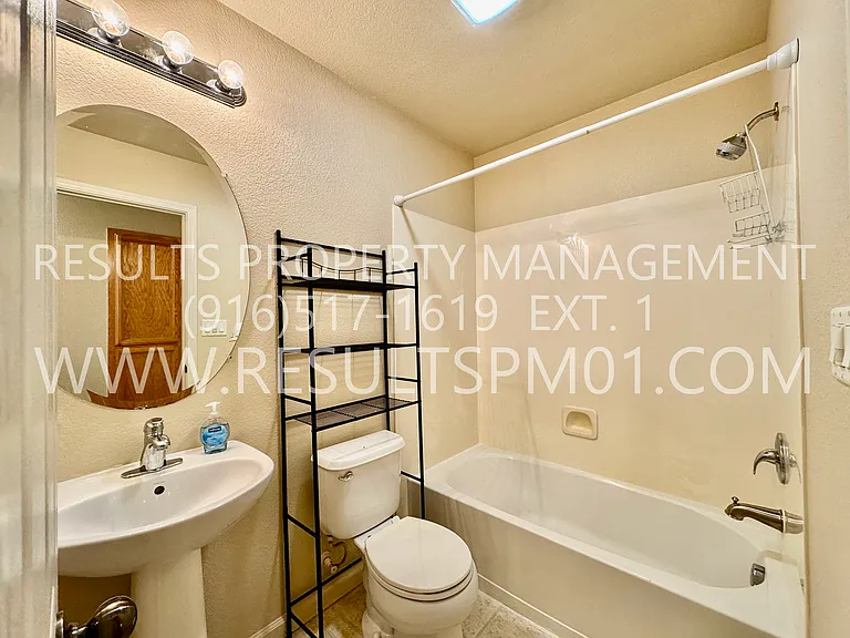 1529 Blue Squirrel St — Photo 12