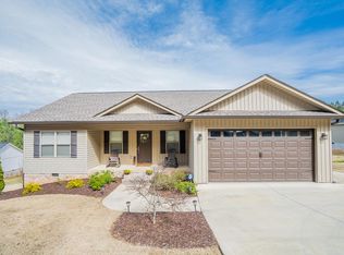 2894 Crow Valley Rd, Tunnel Hill, GA 30755