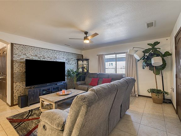 4th image of 1921 Merced Drive