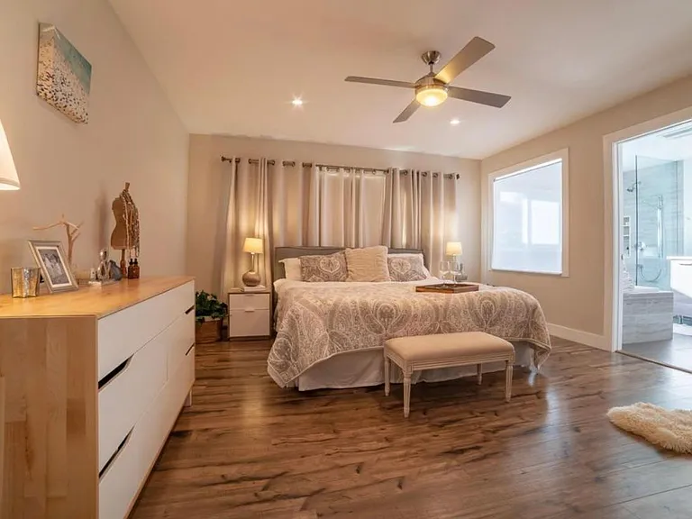 1530 Marine Ave — Photo 22