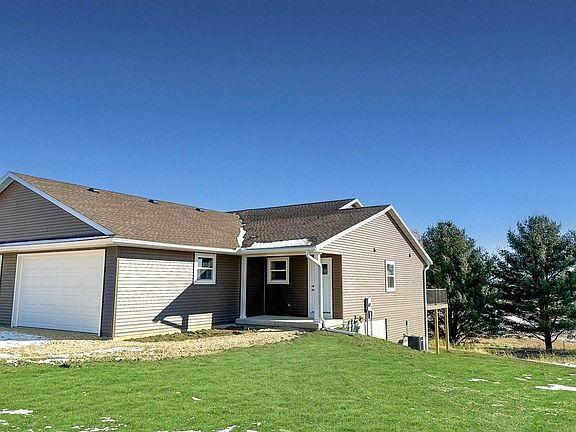 3rd image of 107 Sunflower St
