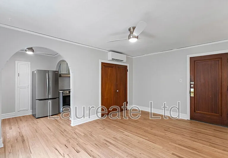 1050 N Pearl St #303 — Photo 4