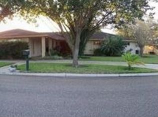 2203 Clinton St, Mission, TX 78572